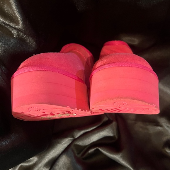 UGG Berry/Pink Ultra Mini Platform sz 9 - Picture 3 of 10